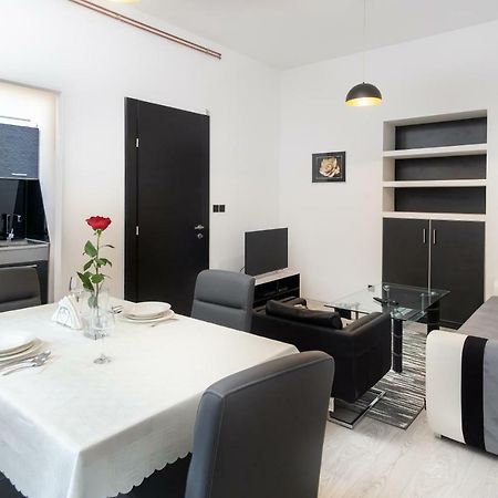 Apartman Ambasador Zagreb Exterior foto